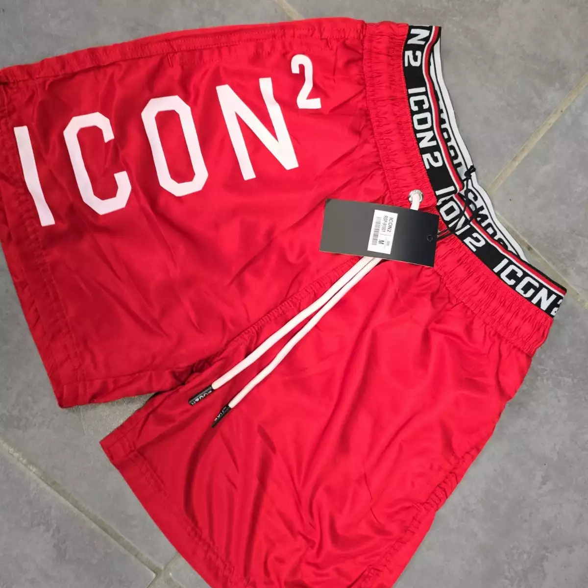 Short de bain rouge icon2