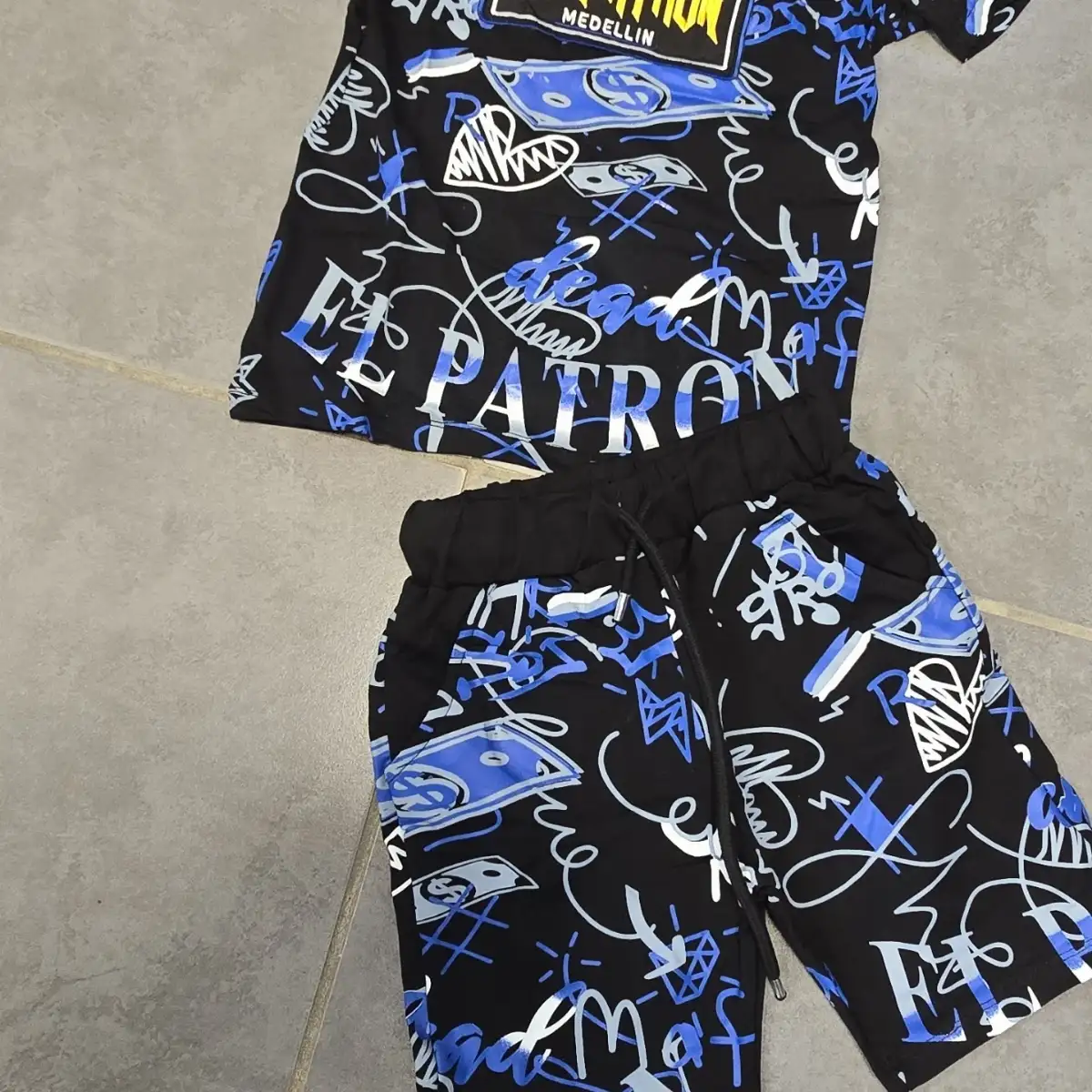 Ensemble el patron enfant bleu