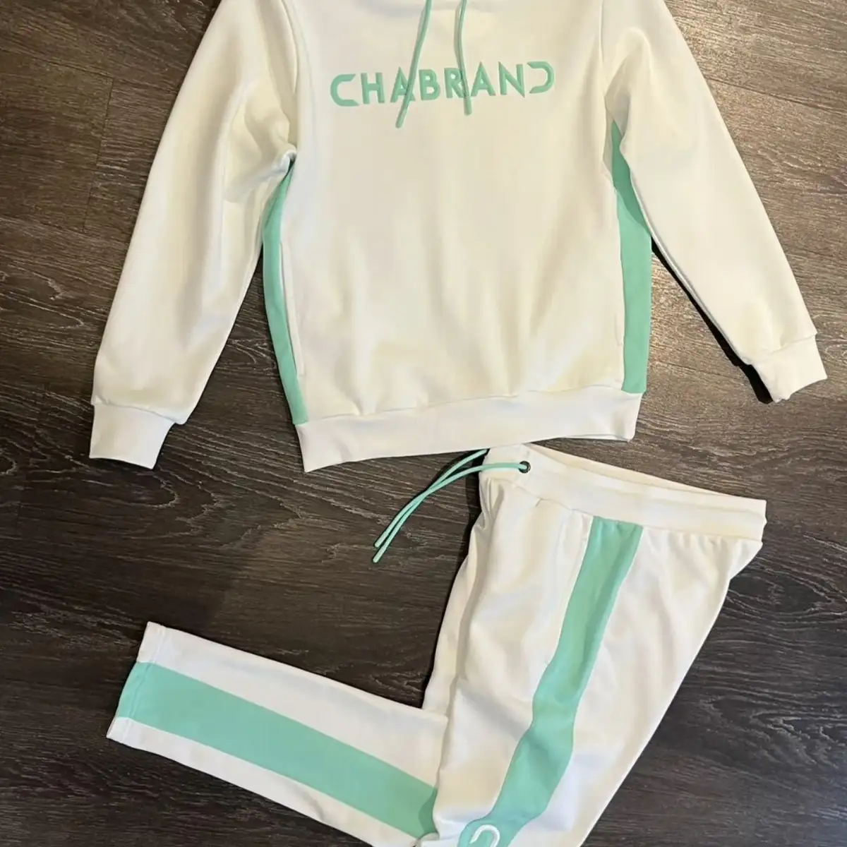 Ensemble chabrand