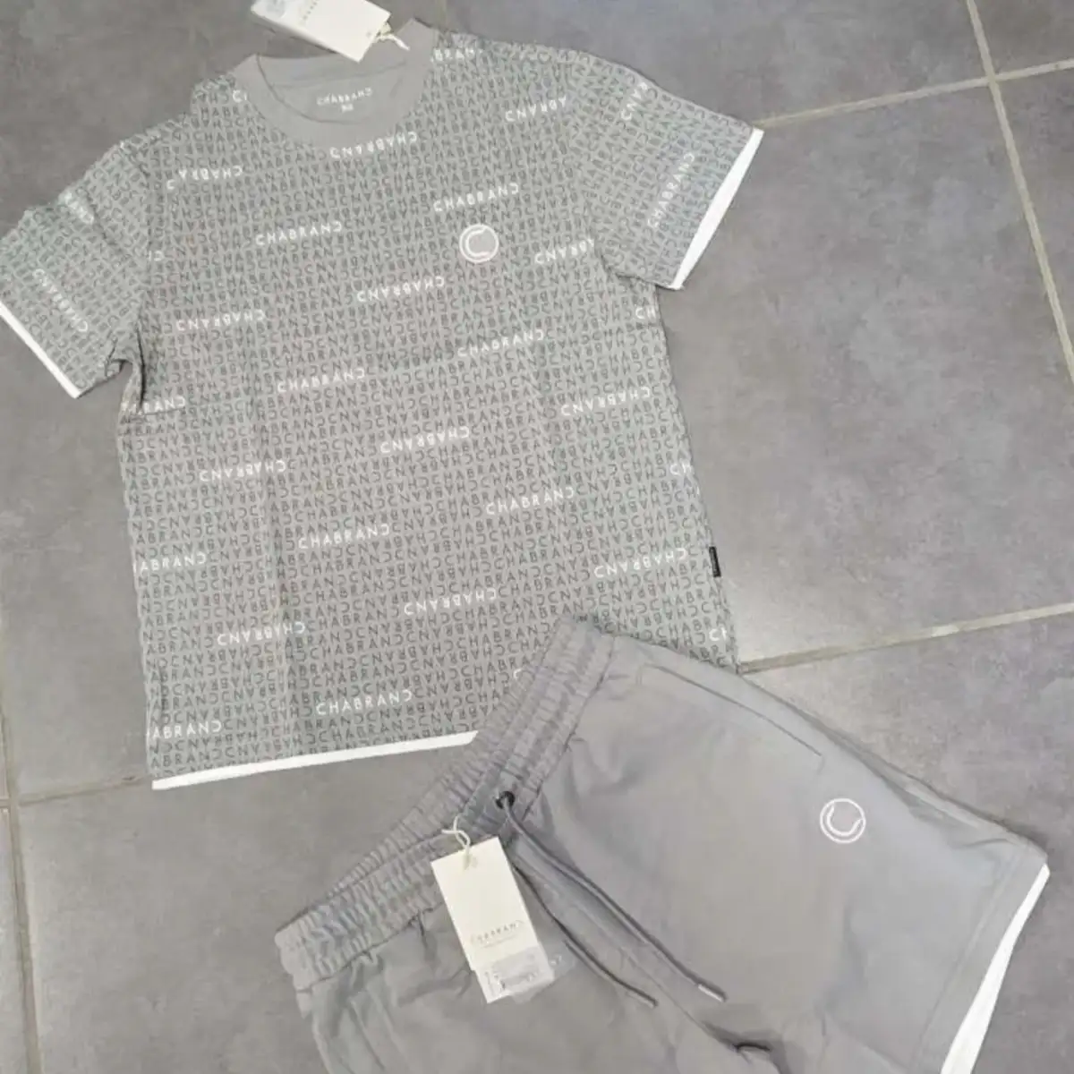 Ensemble chabrand