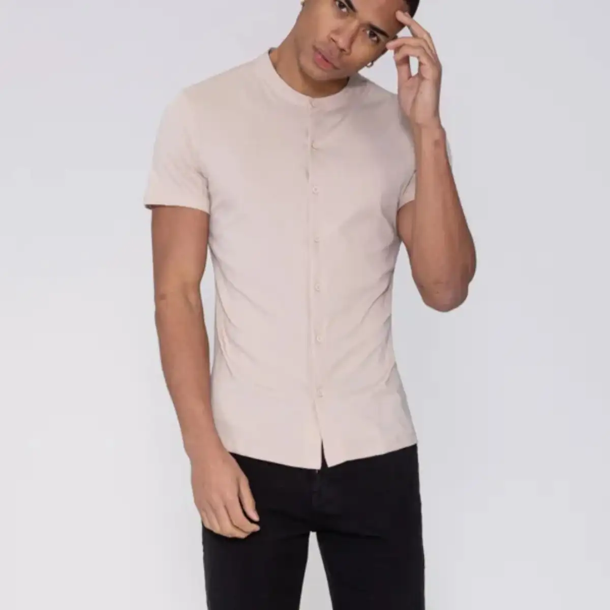 Chemise beige col mao