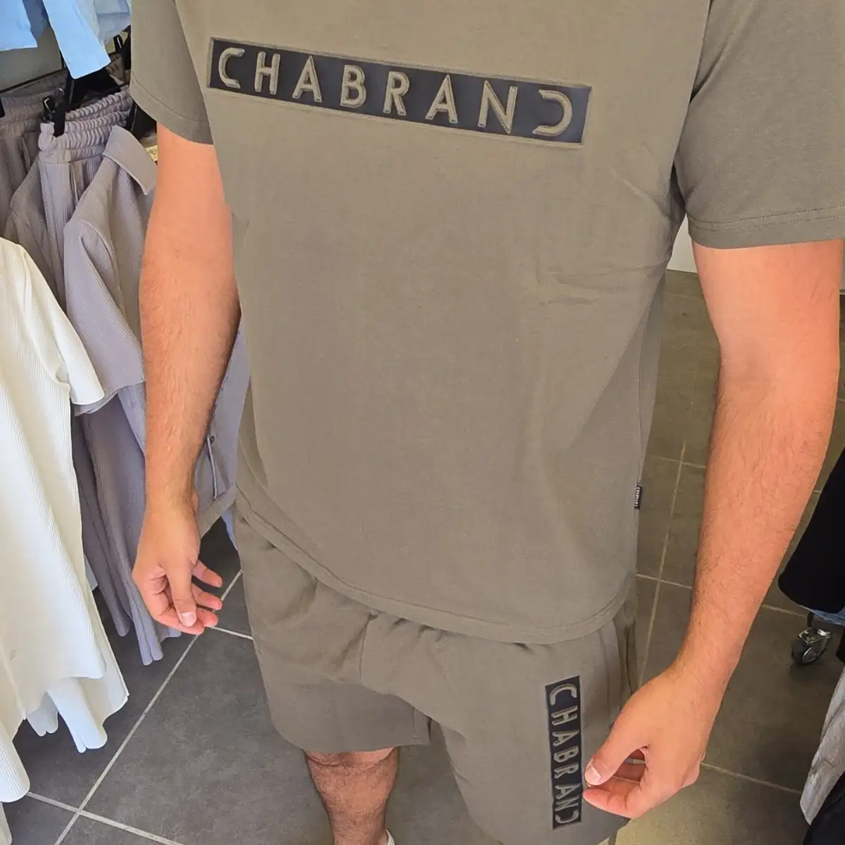 Ensemble chabrand kaki