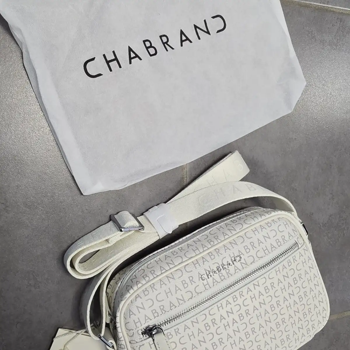 Sacoche chabrand blanc