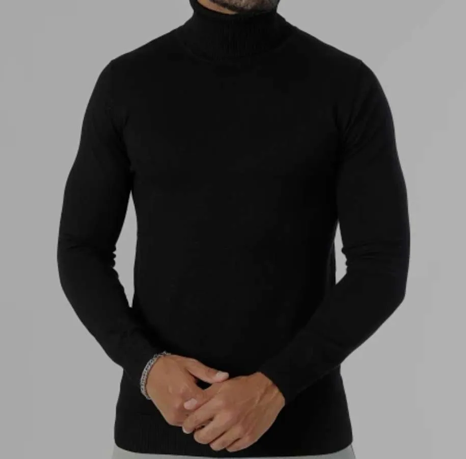 Pull noir col roulé