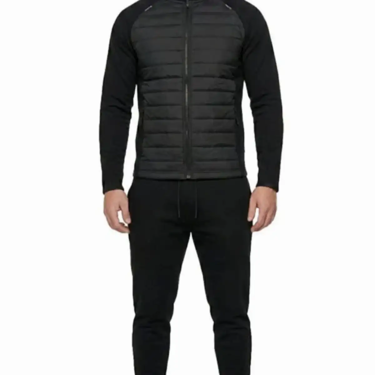 Ensemble full black sportswear