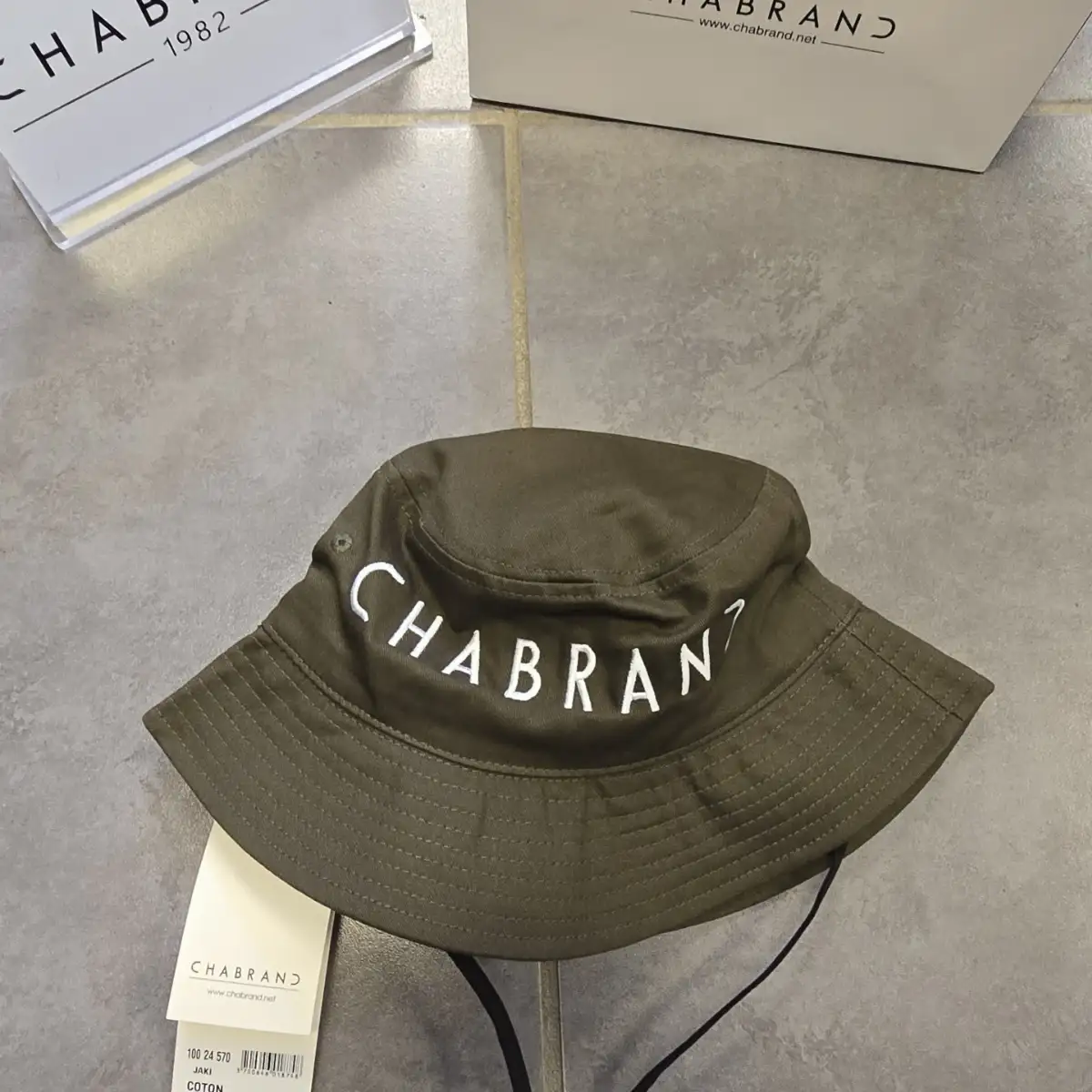 Bob chabrand kaki